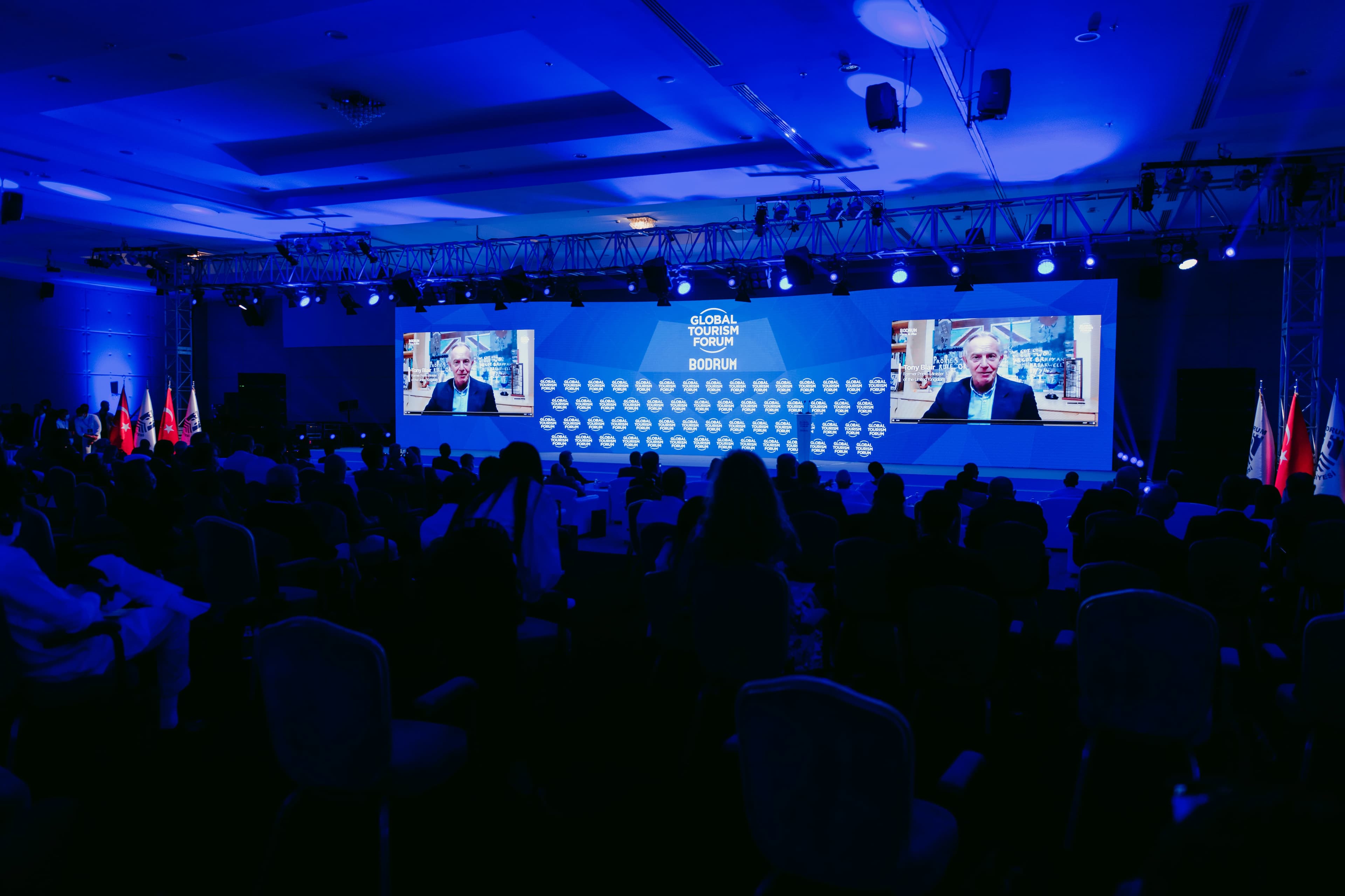 Background image for hybridity